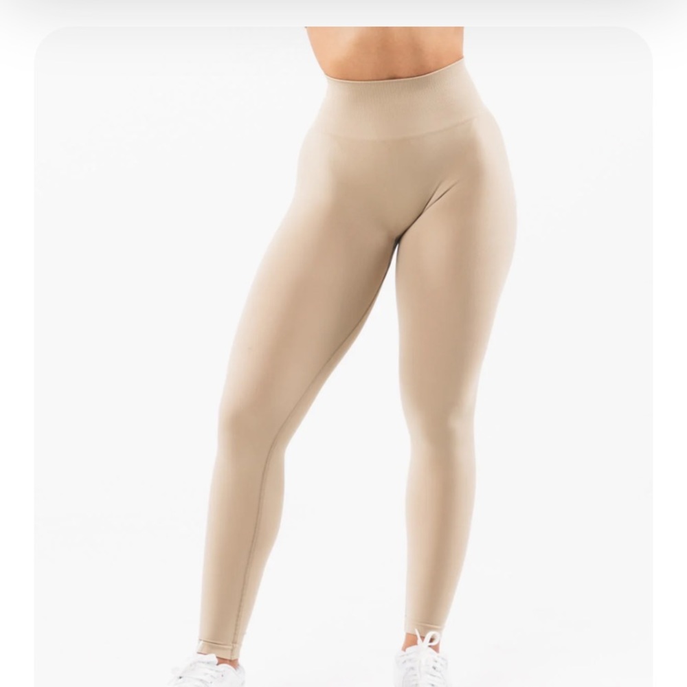 Alphalete amplify size small linen